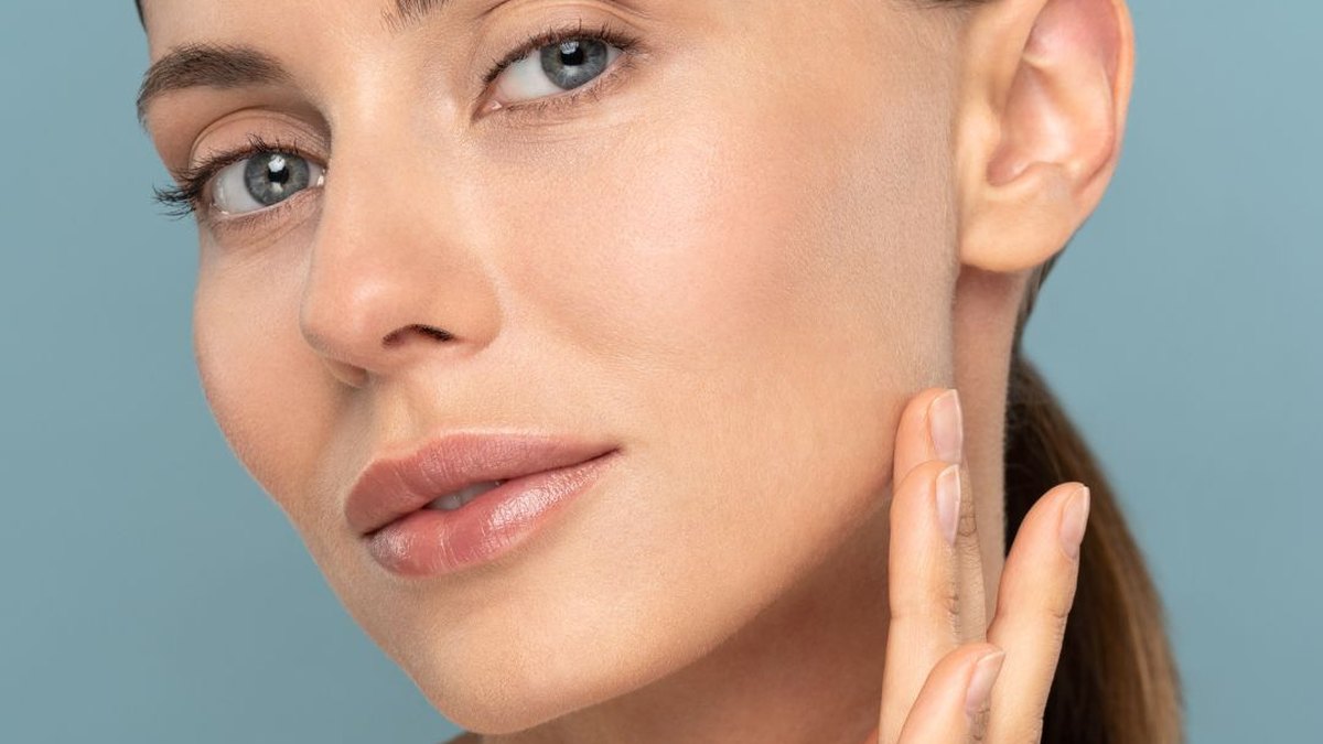 Kybella Miami: Double Chin Treatment | Liscano Clinic