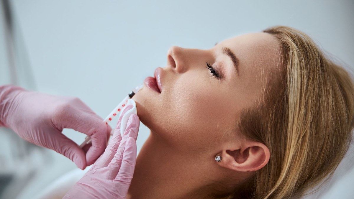 Lip Fillers in Miami: Cost & What to Know | Liscano Clinic